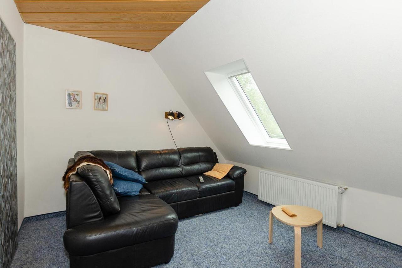 Ferienwohnung-Auf-Ruegen-Fuer-3-Erwachsene-Und-1-Kind-In-Schaprode-Zi6 المظهر الخارجي الصورة